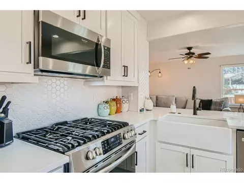 3155 E 105th Pl, Northglenn, CO 80233 photo 12