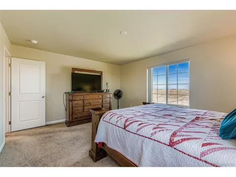 Bedroom - 5477 Bauer Dr, Frederick, CO 80504 photo 2 of 5