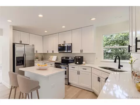 19551 E Bethany Dr, Aurora, CO 80013 photo 2