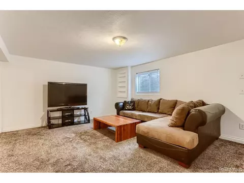 17520 E Grand Dr, Aurora, CO 80015 photo 13