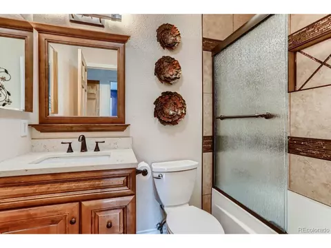 17520 E Grand Dr, Aurora, CO 80015 photo 21