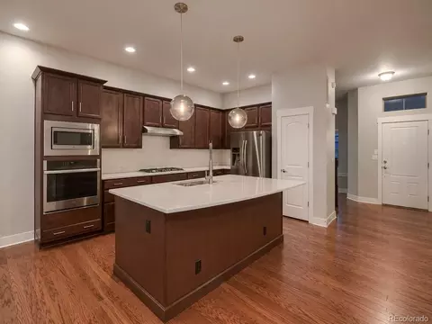 Kitchen - 10080 E 59th Dr, Denver, CO 80238 photo 4 of 6