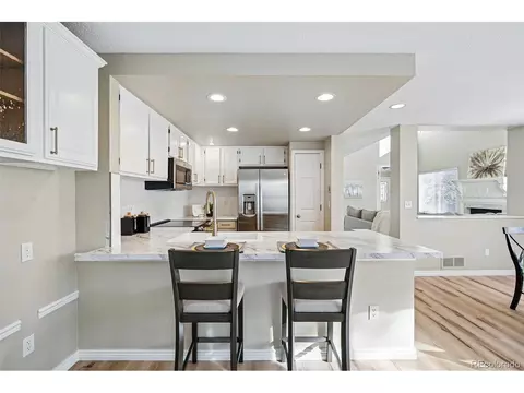2192 E Phillips Ln, Centennial, CO 80122 photo 10