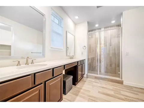 Bath - 9581 Eldora St, Arvada, CO 80007 photo 1 of 4