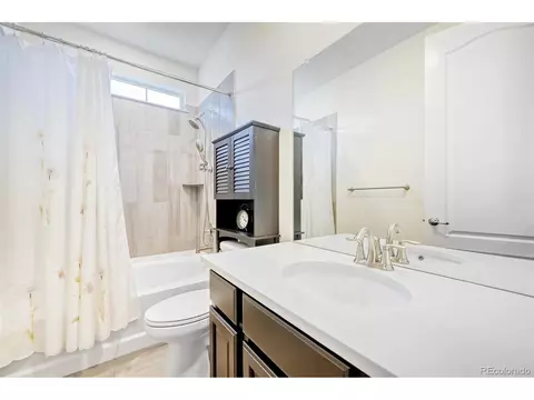 Bath - 9581 Eldora St, Arvada, CO 80007 photo 4 of 4