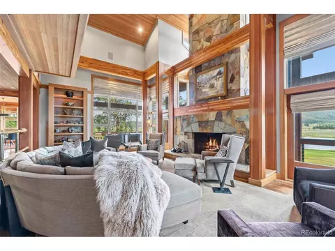 Living - 204 Clover Ln, Dillon, CO 80435 photo 4 of 11