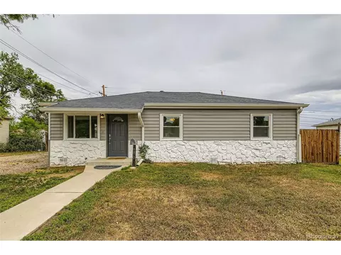 9470 Lillian Ln, Thornton, CO 80229