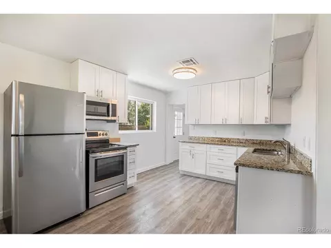 1550 Eppinger Blvd, Thornton, CO 80229