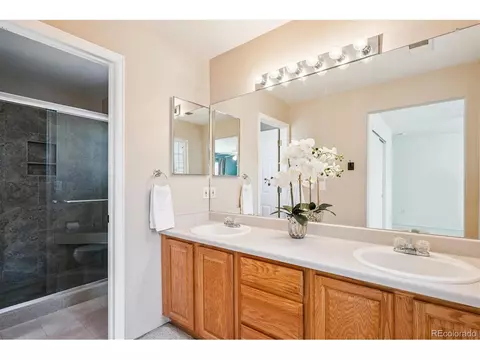 19342 E 58th Pl, Aurora, CO 80019 photo 23