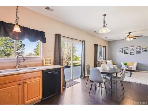 19342 E 58th Pl, Aurora, CO 80019 photo 9