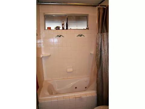 Undisclosed, Aurora, CO 80014 photo 11