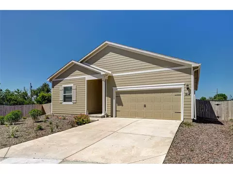 214 Dan Lord Ave, Keenesburg, CO 80643