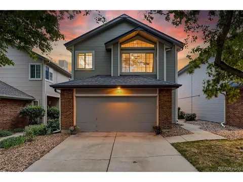 2212 S Nome Ct, Aurora, CO 80014