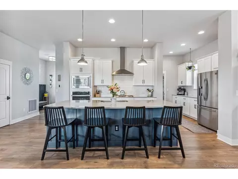 21618 E 61st Dr, Aurora, CO 80019
