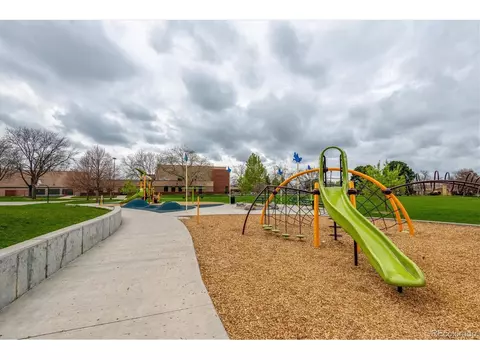 2825 Grape St, Denver, CO 80207 photo 29