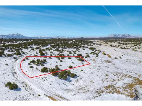 683 La Deora Blvd, Walsenburg, CO 81089