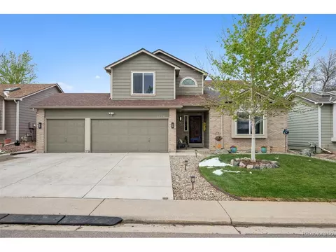 12217 W Aqueduct Dr, Littleton, CO 80127