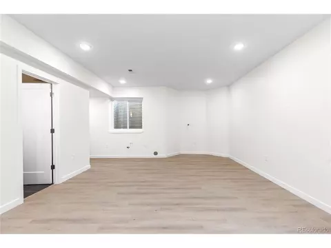 24386 E 5th Pl, Aurora, CO 80018 photo 22