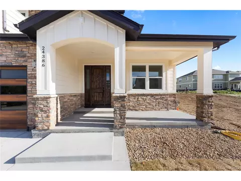 24386 E 5th Pl, Aurora, CO 80018 photo 2