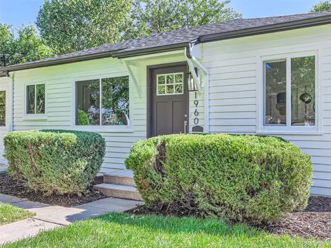 1960 Joliet St, Aurora, CO 80010