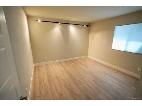 8705 E 55th Ave, Denver, CO 80238 photo 18