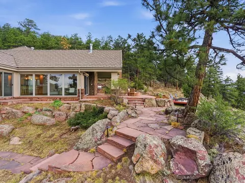 Exterior - 952 Rembrandt Rd, Boulder, CO 80302 photo 9 of 10