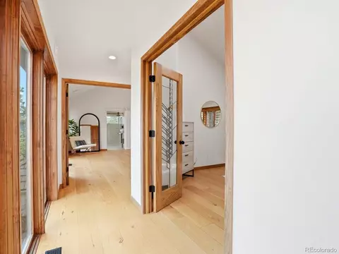 Entry Way - 952 Rembrandt Rd, Boulder, CO 80302 photo 3 of 6