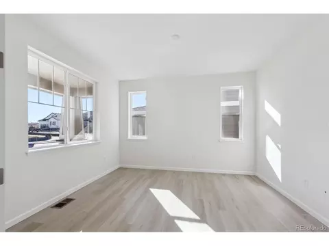 660 Split Rock Dr, Erie, CO 80516 photo 2