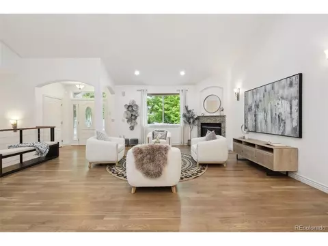 1235 S Balsam St, Lakewood, CO 80232