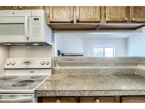 18155 E Ohio Ave #202, Aurora, CO 80017 photo 8