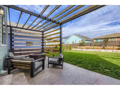 Exterior - 26819 E Cedar Ave, Aurora, CO 80018 photo 7 of 8