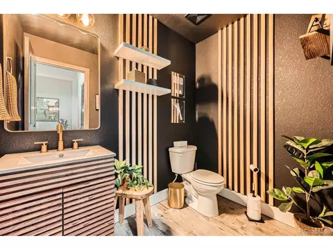 Bath - 26819 E Cedar Ave, Aurora, CO 80018 photo 4 of 4