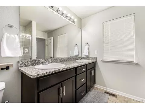 Bath - 3514 E 140th Pl, Thornton, CO 80602 photo 3 of 5