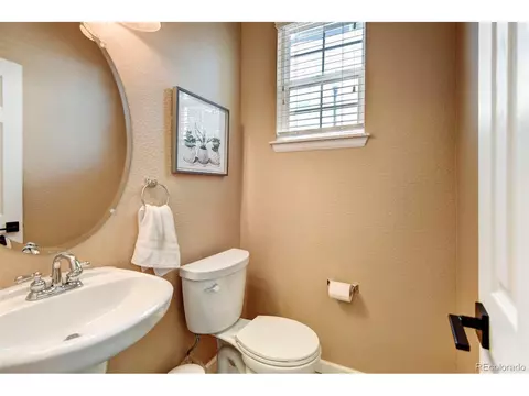 Undisclosed, Aurora, CO 80016 photo 11