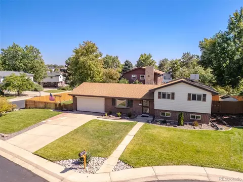 9238 W Virginia Cir, Lakewood, CO 80226