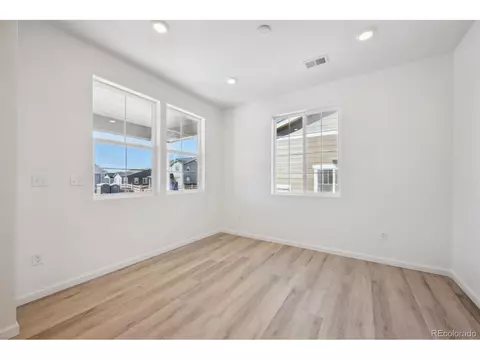 24749 E 39th Ave, Aurora, CO 80019 photo 4