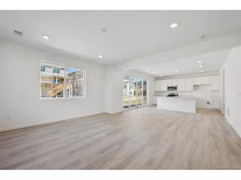 24749 E 39th Ave, Aurora, CO 80019 photo 9