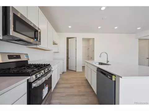 24749 E 39th Ave, Aurora, CO 80019 photo 7