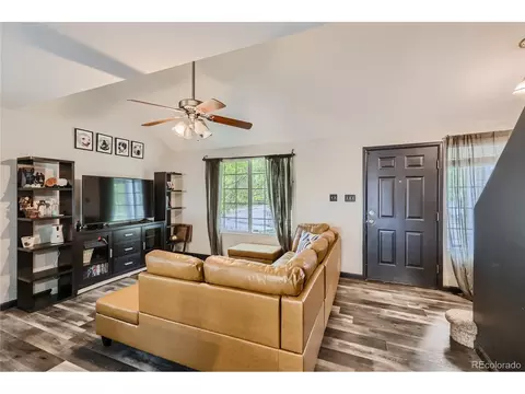6156 Shamrock Cir, Frederick, CO 80530 photo 3