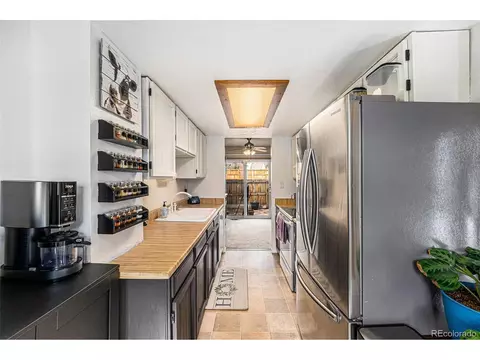 8746 Carr Loop, Arvada, CO 80005 photo 3