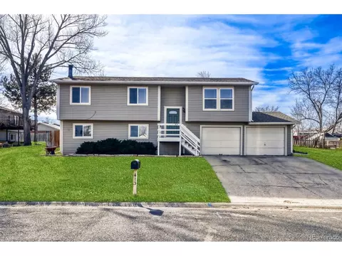 413 Skyway Dr, Fort Collins, CO 80525