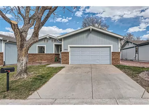 11934 E Maple Ave, Aurora, CO 80012
