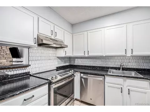 341 Wright St #208, Lakewood, CO 80228 photo 9