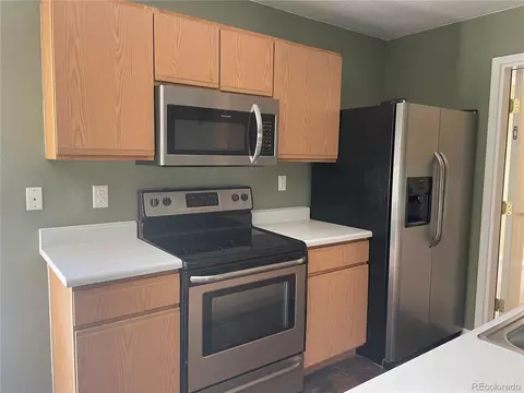 5018 E 100th Ct, Thornton, CO 80229 photo 2