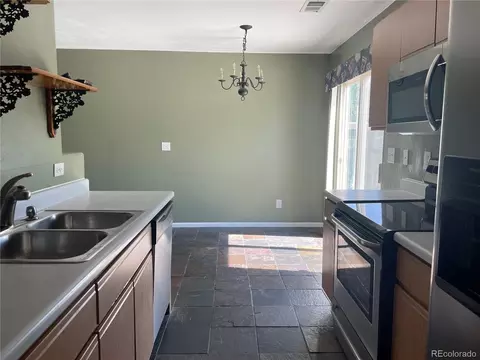 5018 E 100th Ct, Thornton, CO 80229 photo 6
