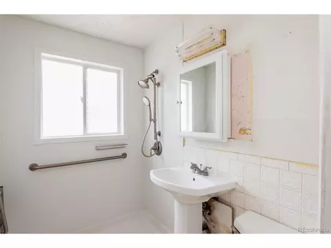 Undisclosed, Denver, CO 80205 photo 12