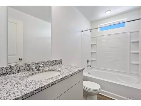 22113 E 38th Pl, Aurora, CO 80019 photo 5