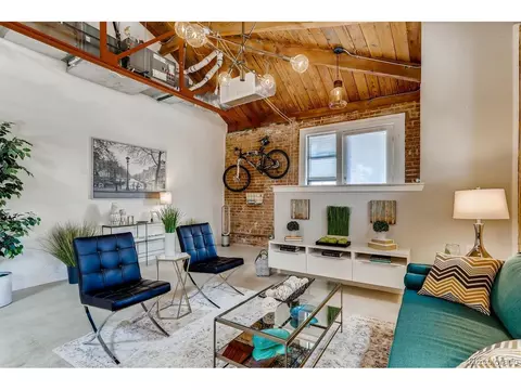 Undisclosed, Denver, CO 80205