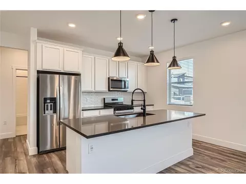 2484 W 69th Pl, Denver, CO 80221 photo 5