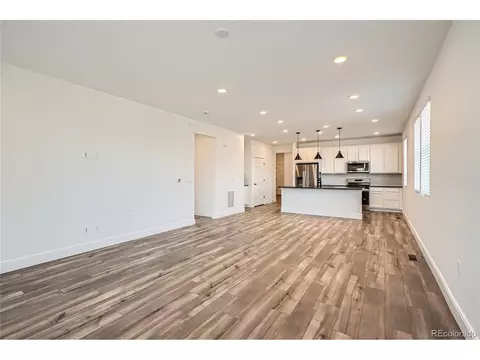 2484 W 69th Pl, Denver, CO 80221 photo 9